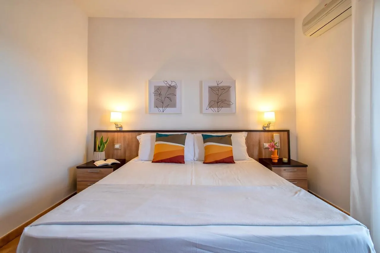 Le Terrazze Apartments Alghero 0*,  Italia